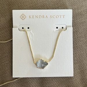 Kendra Scott Tess Necklace with Gold Chain